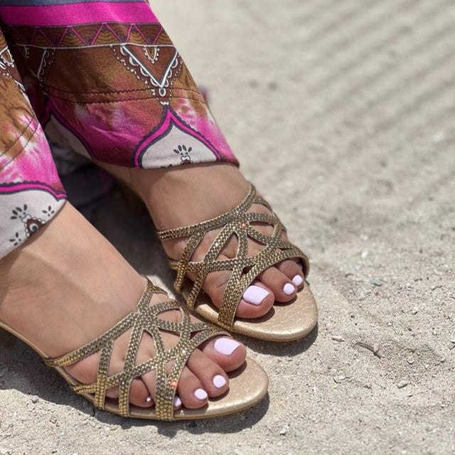 Maha Striking Gold Flat Slippers