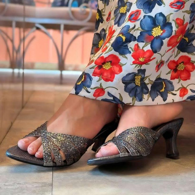 Noor Minimalist Grey Pencil Heel Sandals
