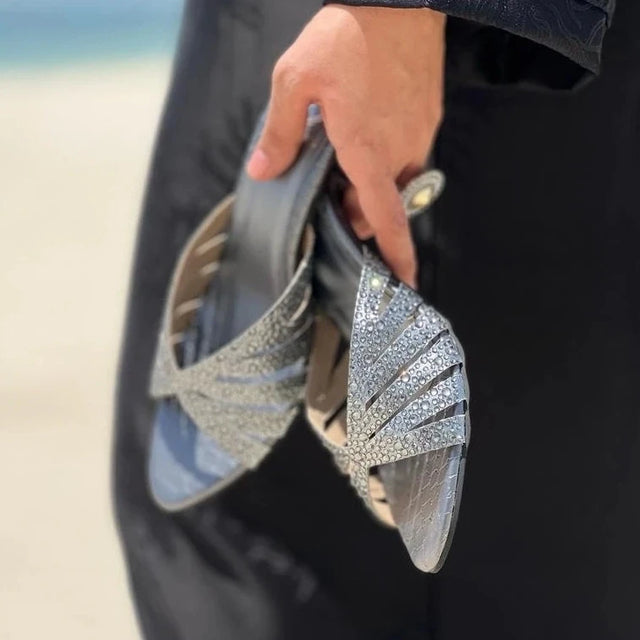 Noor Chic Grey Flat Slippers