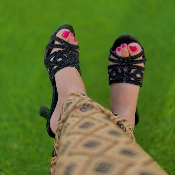 Afrah Elegant Black Pencil Heel Sandals