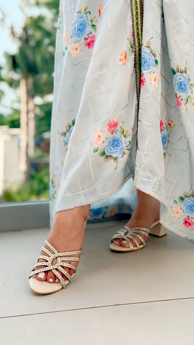 Shamsa Handcrafted Cream Heel Sandals