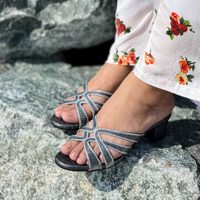 Nahla Iconic-fit Grey Block Heel Sandals