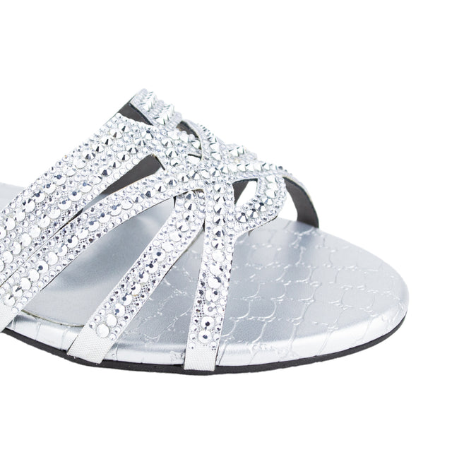 Nada Handcrafted Silver Flat Slippers