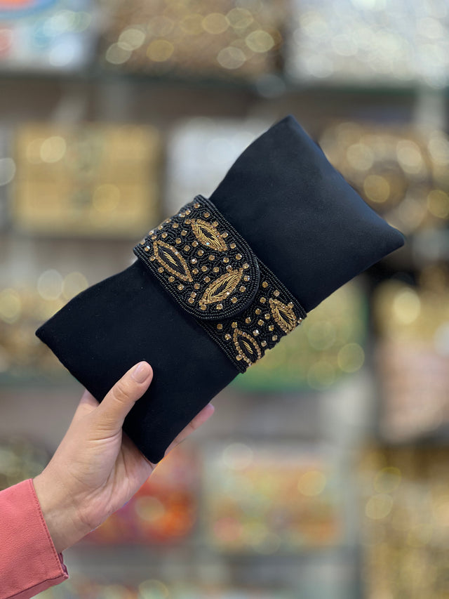 Handcrafted Black Gold Crystal Purse