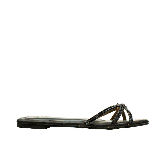 Amal Handmade Black Flat Slippers