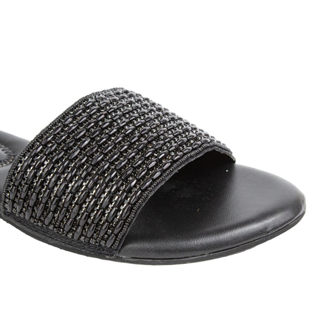 S196F - أسود