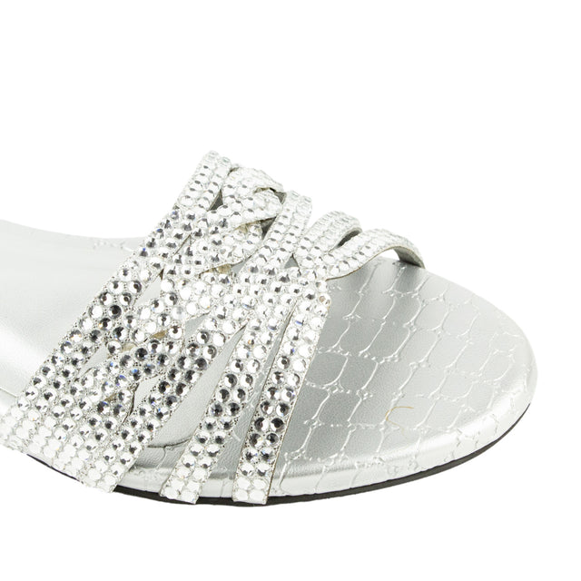 Safa Striking Silver Flat Slippers
