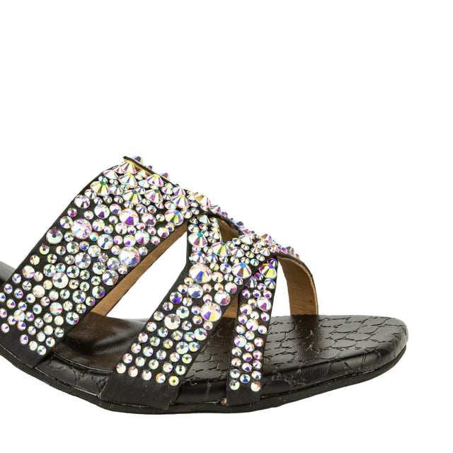 Vibrant Black Block Heel Sandals