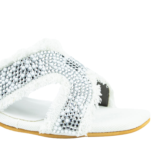 Weekend-ready White Pencil Heel Sandals