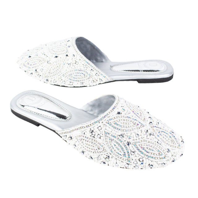 Feminine-chic Silver Flat Slippers