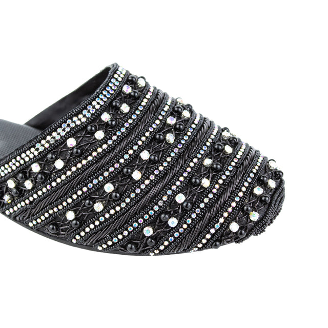 Enchanting Black Flat Slippers
