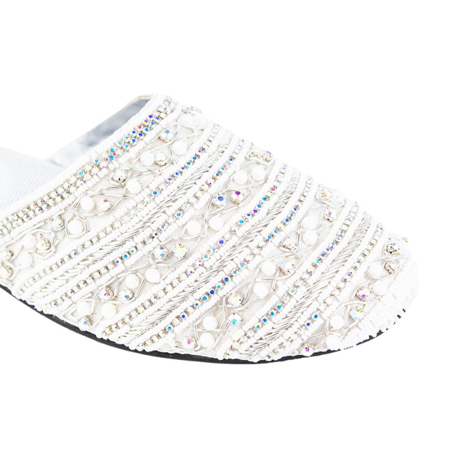Edgy White Flat Slippers