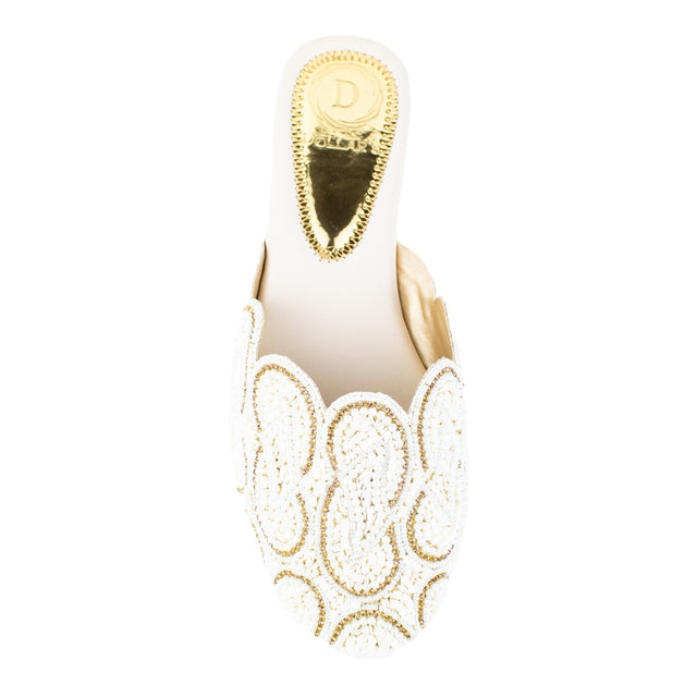 Trendy Cream Flat Slippers