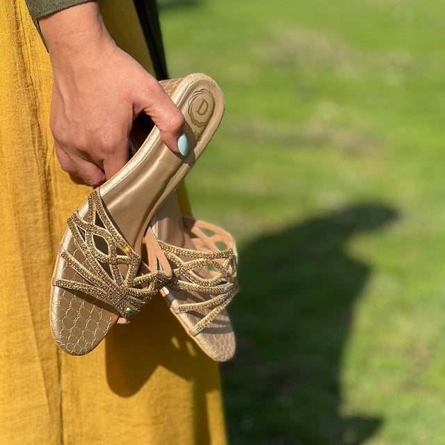 Arwa Enchanting Gold Block Heel Sandals