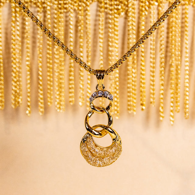 Rose Gold Chain Pendant with Earrings