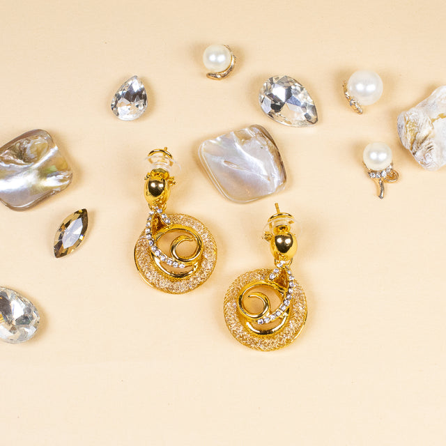 Rose Gold Chain Pendant with Earrings