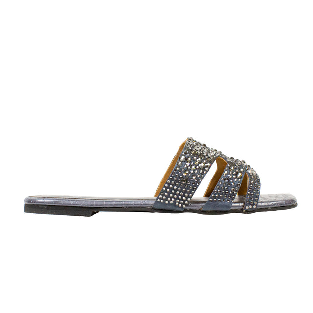 Aliyah Handcrafted Grey Flat Slippers