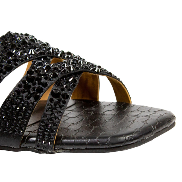 Aliyah Handmade Black Flat Slippers