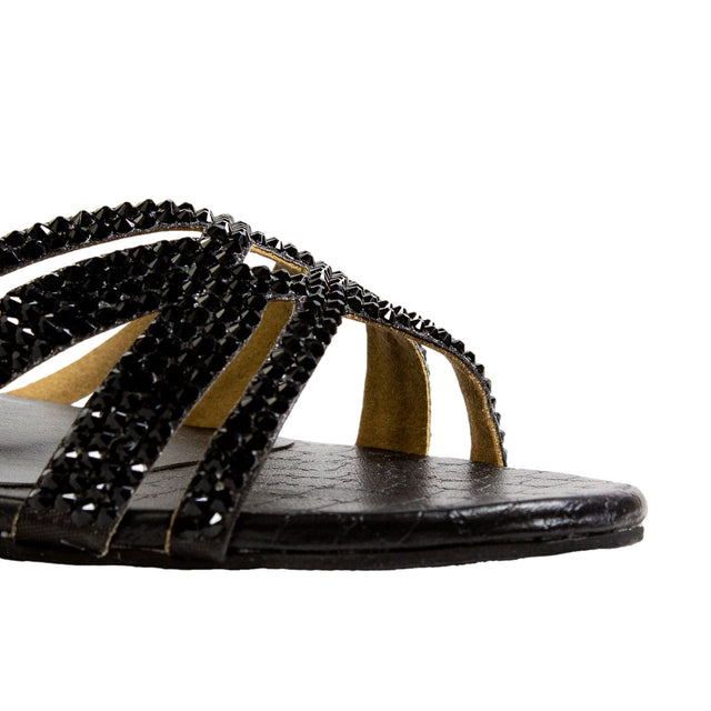 Layal Refined Black Flat Slippers