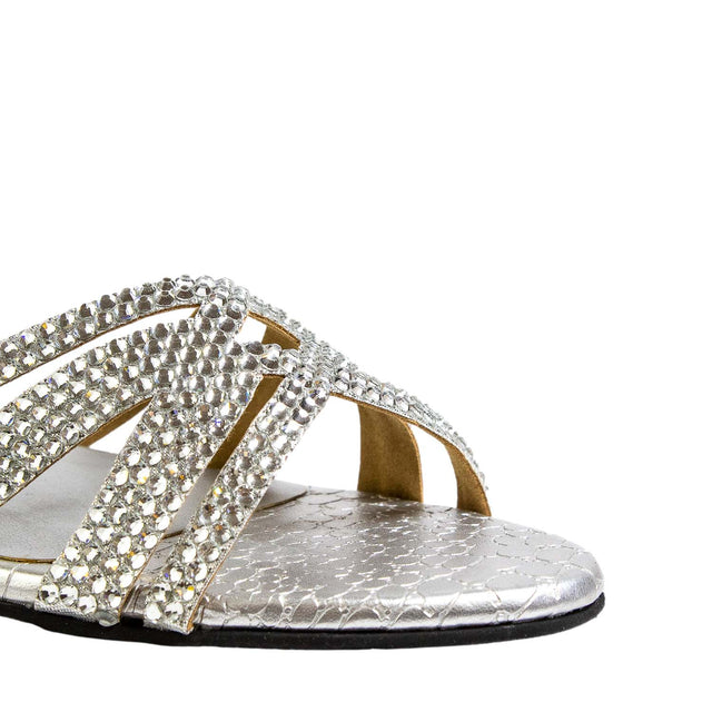 Layal Versatile Silver Flat Slippers