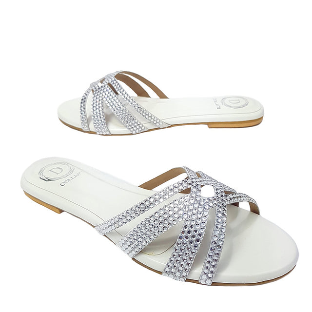 Layal Trendy White Flat Slippers