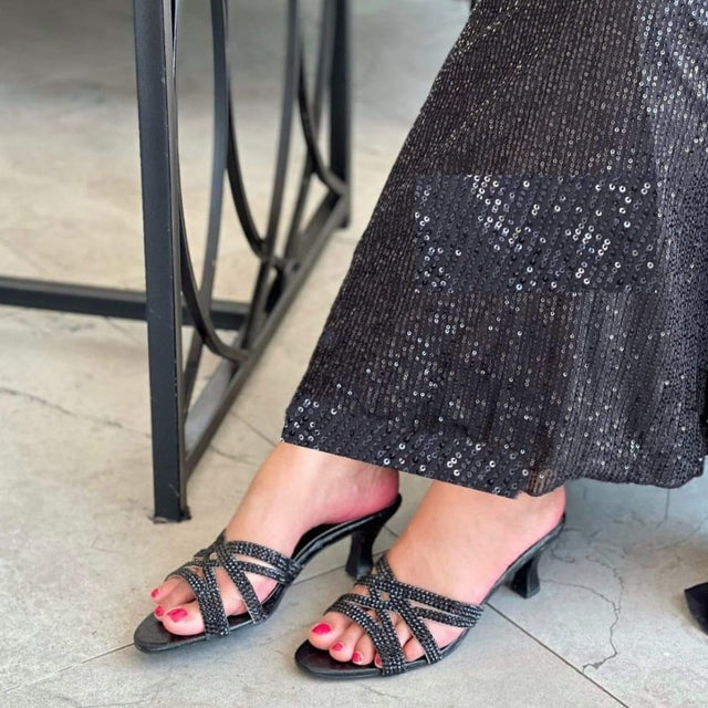 Inaya Iconic-fit Black Pencil Heel Sandals