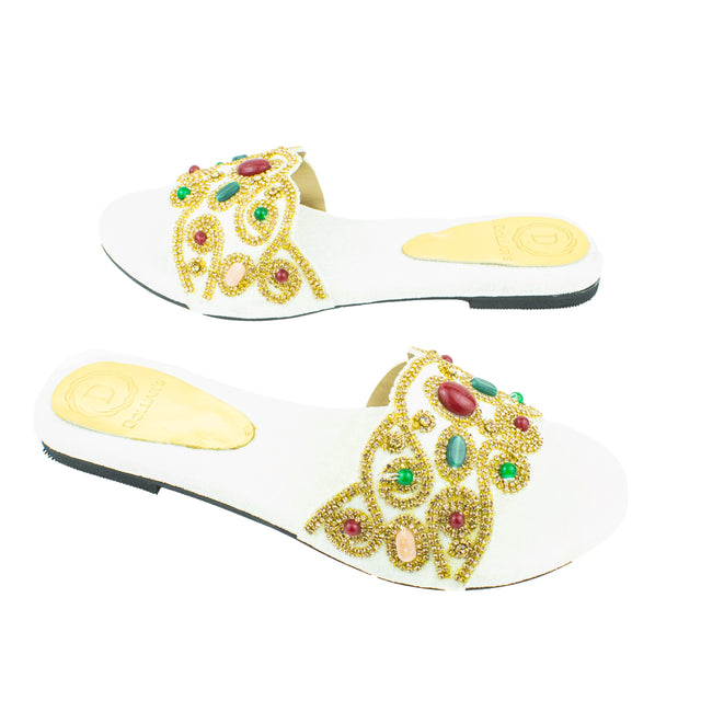 Edgy Cream Flat Slippers