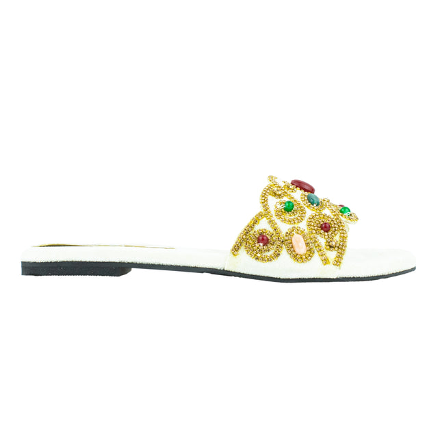 Edgy Cream Flat Slippers