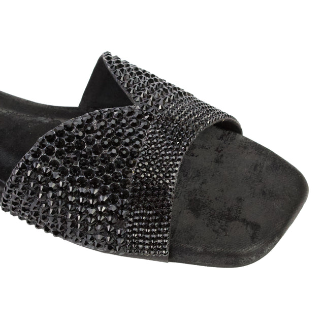 Black Flat Trending Slippers | S368F-B