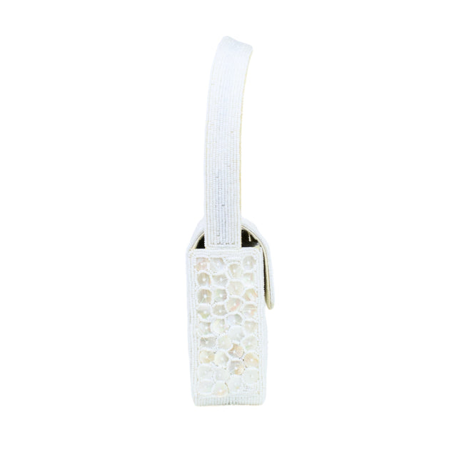 ST24 - White