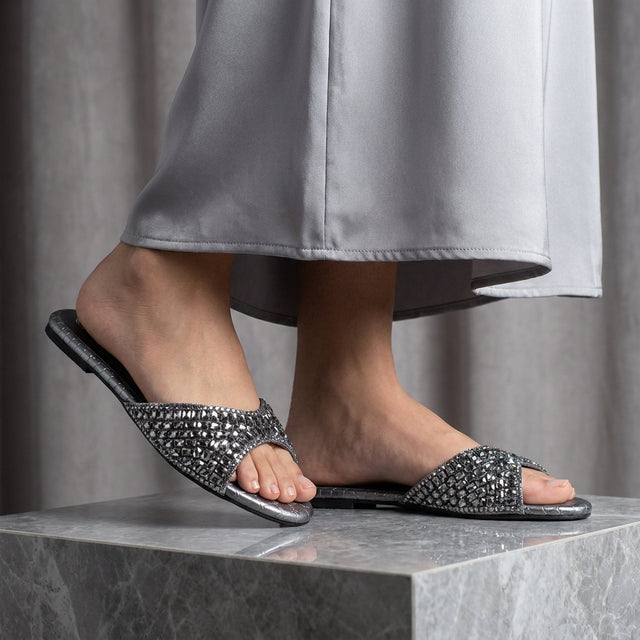 Haya Grey Flat Brilliant Slides | S250FF-GR